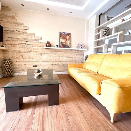 Loft'N Love With Parking And Views รอนดา ภายนอก รูปภาพ